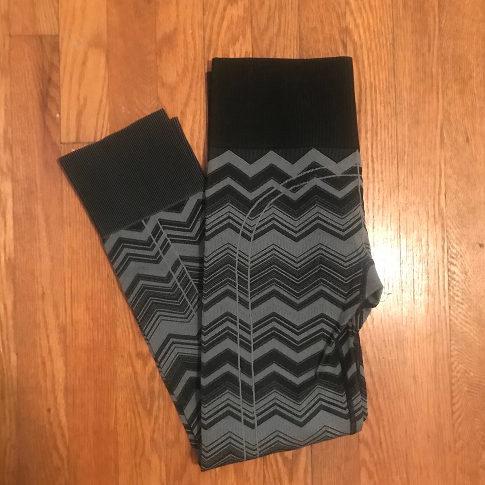 High-rise lululemon 7/8 length pants, size 8